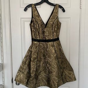 Nha Khanh Dress Gabriela Gold Metallic Mini A-Line Black Fit Flare Stud size 2